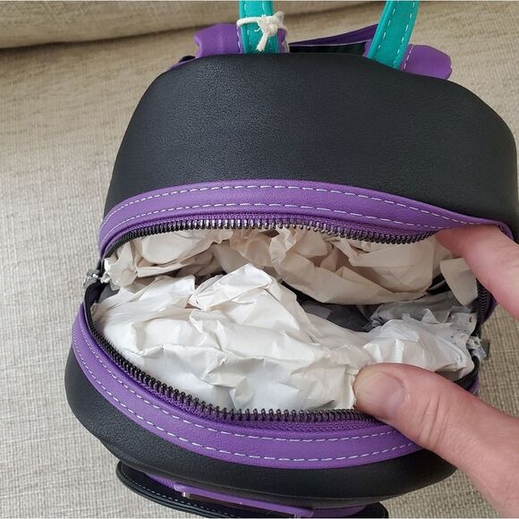 Disney Madame Leota Loungefly Mini Backpack – The Haunted Mansion - Picture 10 of 13